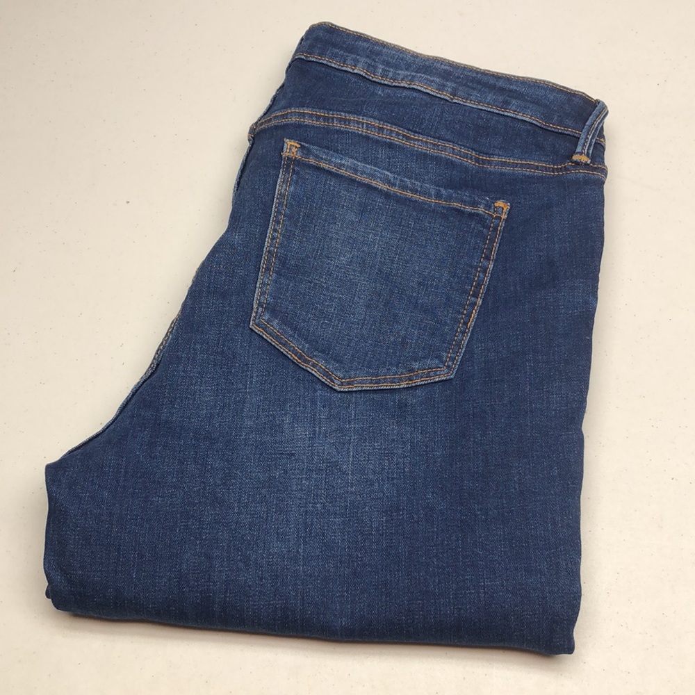 LIKE NEW OLD NAVY ROCKSTAR SUPER SKINNY ANKLE JEANS  16/33x27 ⚓️